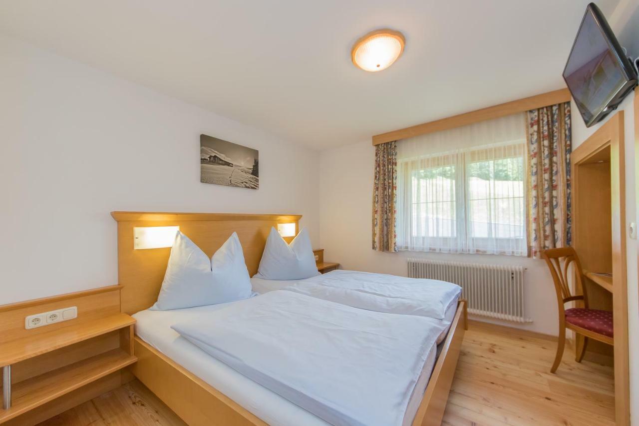Bio-Bauernhof Hatzbauer Maria Alm am Steinernen Meer Esterno foto